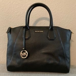 AUTHENTIC*MICHAEL KORS* CAMPBELL LG SATCHEL